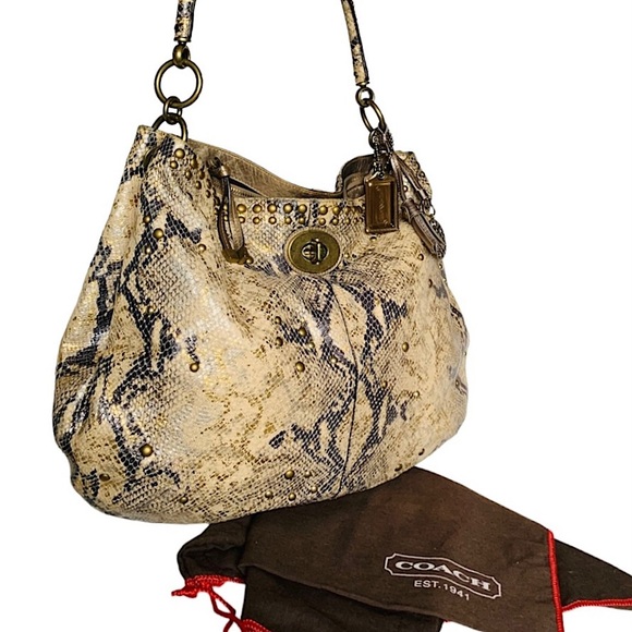 RARE⚡️COACH Limited Edition Hamptons Embossed Python Turnlock Hobo - Picture 5 of 16